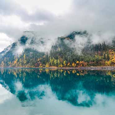 5 Day Chengdu Classic Panda & Beautiful Jiuzhaigou Tour