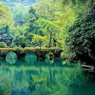 6 Day Guiyang – Kaili – Zhenyuan – Libo Tour