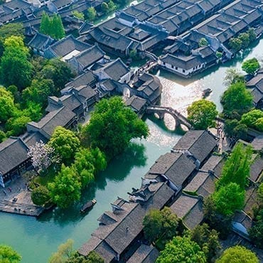 5 Day Hangzhou + Wuzhen Water Town + Mount Huangshan Tour