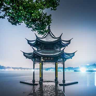 4 Day Shanghai + Hangzhou Highlights Tour